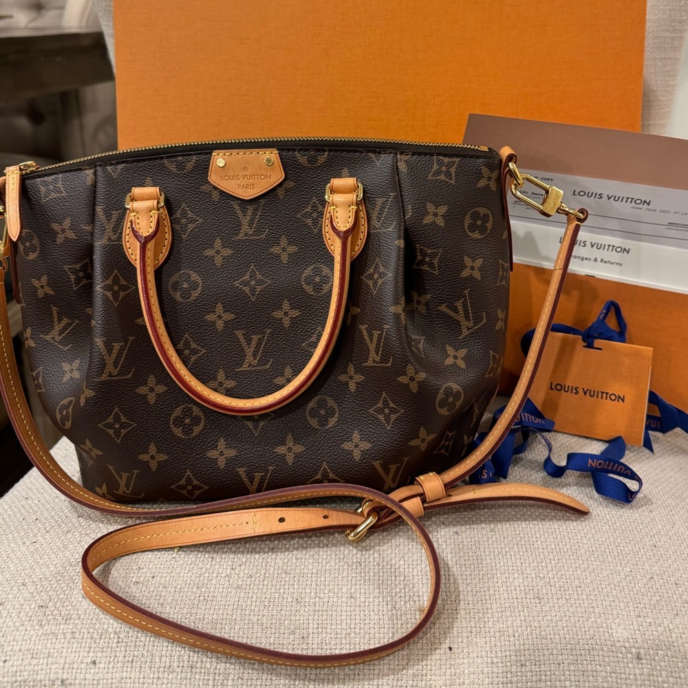 Louis Vuitton logo Turenne PM bag